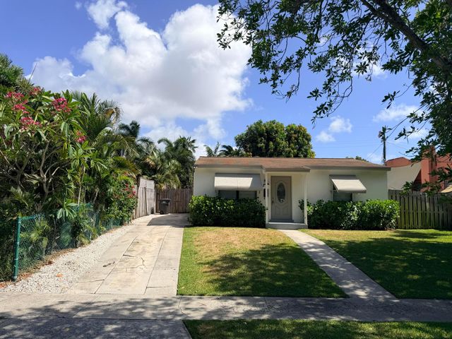 827 Franklin Road, West Palm Beach, FL 33405