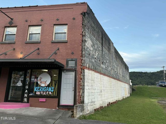 510 East Wood Avenue, Big Stone Gap, VA 24219