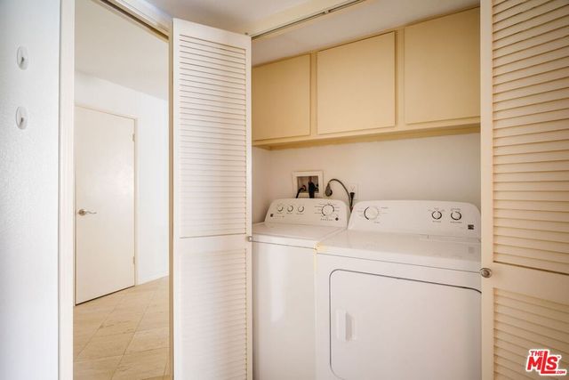 121 S Palm Drive 401, Beverly Hills, CA 90212