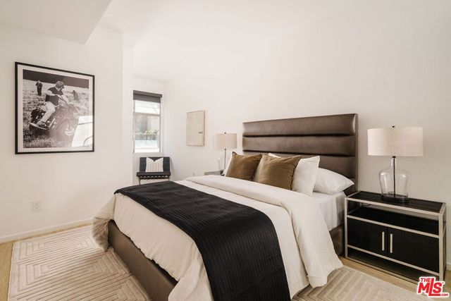121 S Palm Drive 401, Beverly Hills, CA 90212