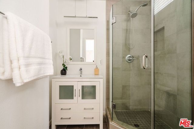 121 S Palm Drive 401, Beverly Hills, CA 90212
