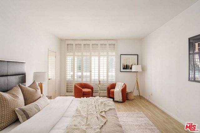 121 S Palm Drive 401, Beverly Hills, CA 90212