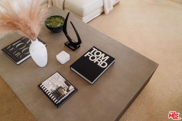121 S Palm Drive 401, Beverly Hills, CA 90212