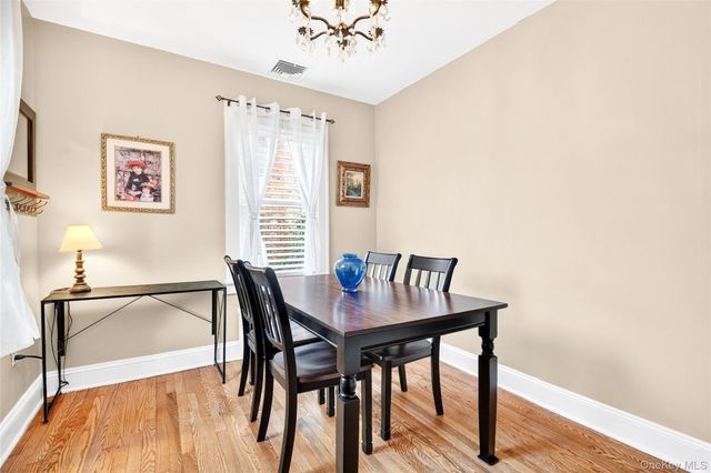 8 W Palisades Avenue, Nanuet, NY 10954