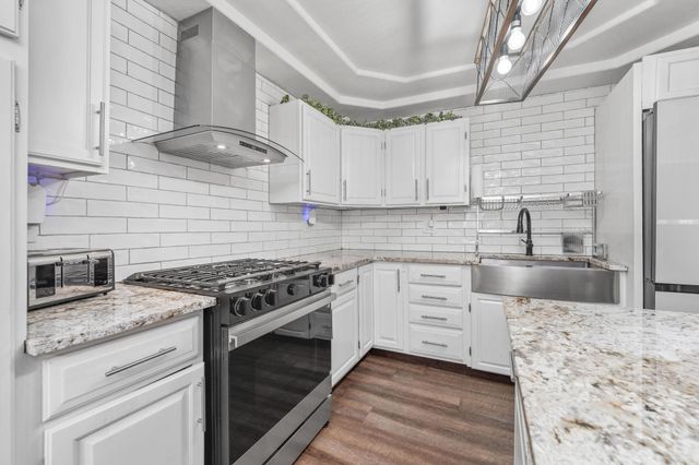 2215 N Jeanette Ave, Wichita, KS 67204