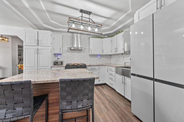 2215 N Jeanette Ave, Wichita, KS 67204