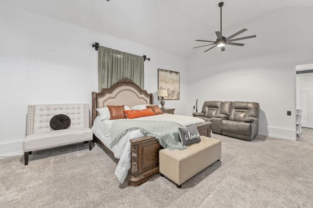 2215 N Jeanette Ave, Wichita, KS 67204