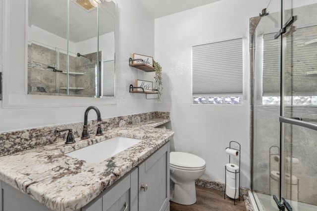 2215 N Jeanette Ave, Wichita, KS 67204