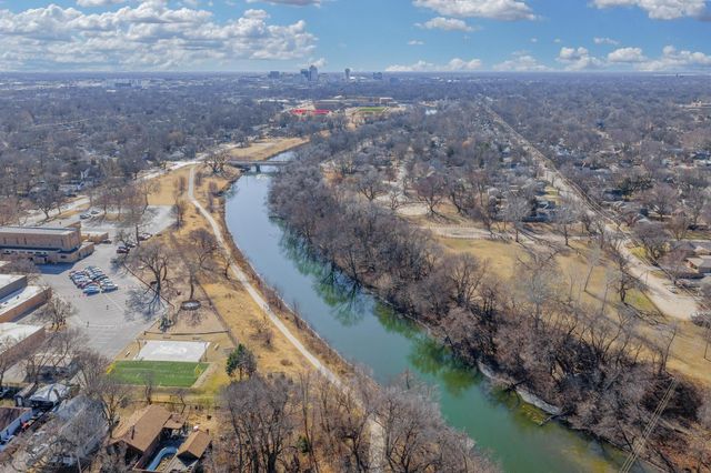 2215 N Jeanette Ave, Wichita, KS 67204