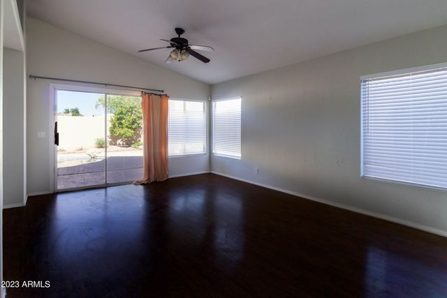9828 E KNOWLES Avenue, Mesa, AZ 85209