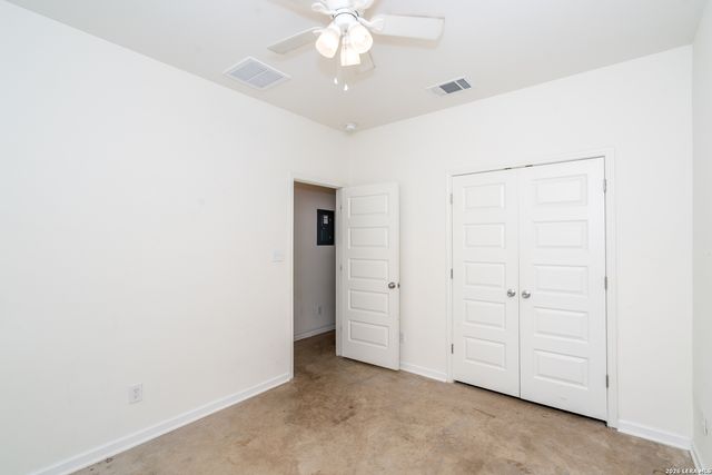 2639 E Commerce St, San Antonio, TX 78203