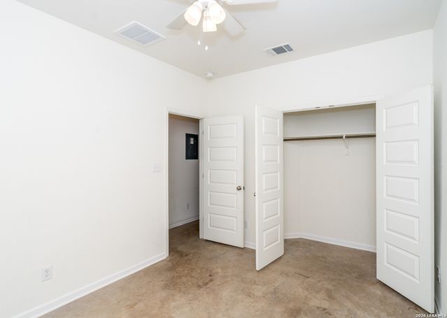 2639 E Commerce St, San Antonio, TX 78203