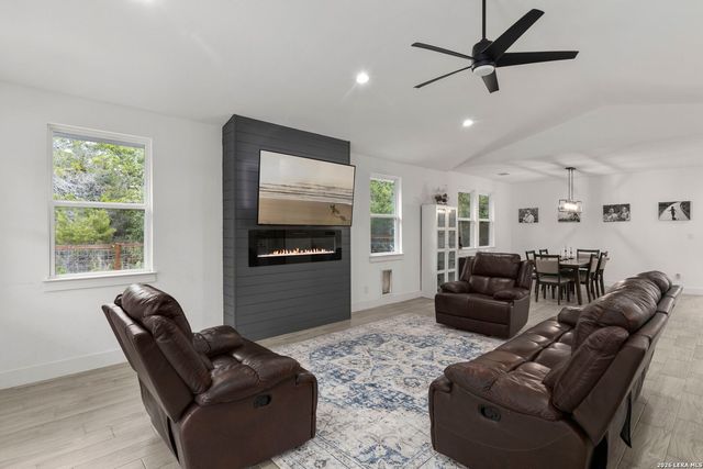 108 Highland Woods, Boerne, TX 78006