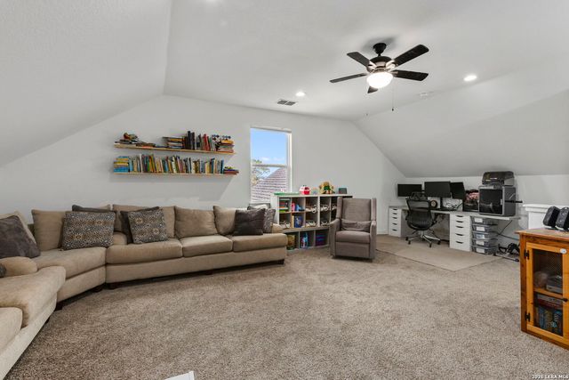 108 Highland Woods, Boerne, TX 78006