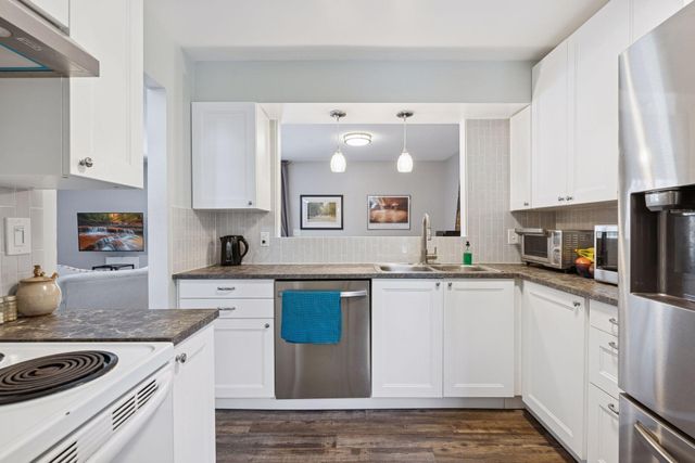 4347 3rd Avenue S, Minneapolis, MN 55409