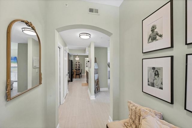 5711 BENTGRASS DRIVE 19-104, Sarasota, FL 34235