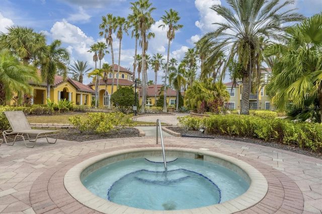 5711 BENTGRASS DRIVE 19-104, Sarasota, FL 34235