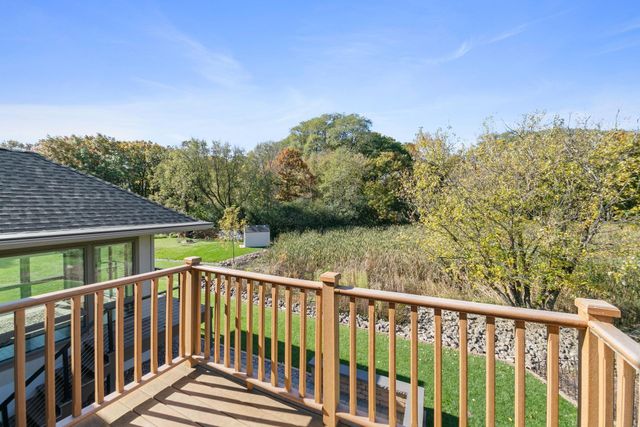 1603 Mary Street N, Maplewood, MN 55119