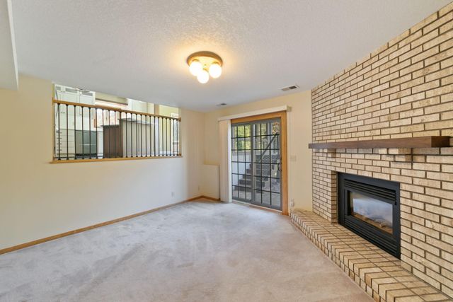 1603 Mary Street N, Maplewood, MN 55119