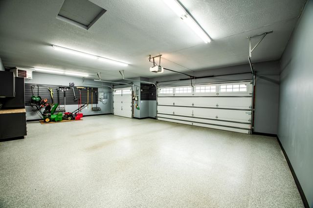 1603 Mary Street N, Maplewood, MN 55119