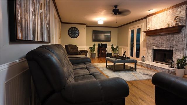 2080 TEMPLE JOHNSON Road, Loganville, GA 30052
