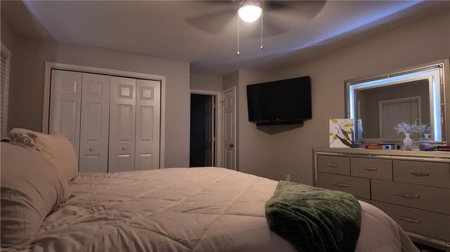 2080 TEMPLE JOHNSON Road, Loganville, GA 30052