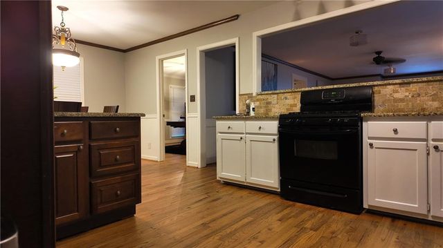 2080 TEMPLE JOHNSON Road, Loganville, GA 30052