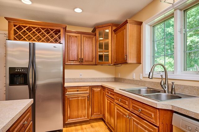 169 Aldrich St, Belchertown, MA 01007