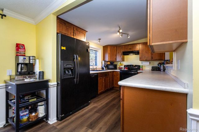 9002 Arnold Road, Ira Township, MI 48023