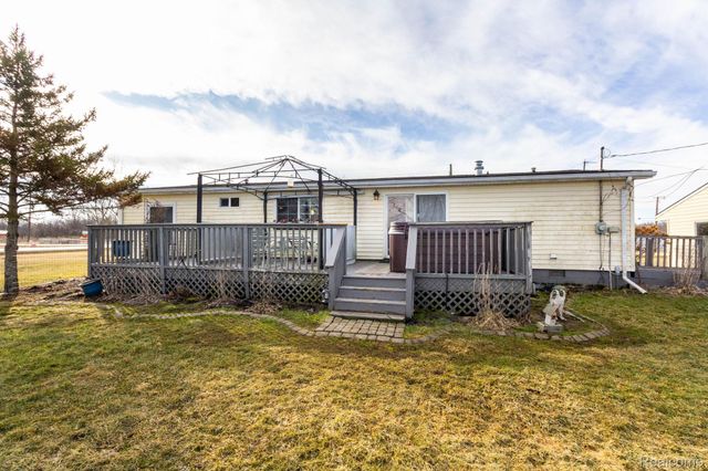 9002 Arnold Road, Ira Township, MI 48023