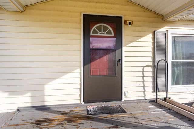 9002 Arnold Road, Ira Township, MI 48023