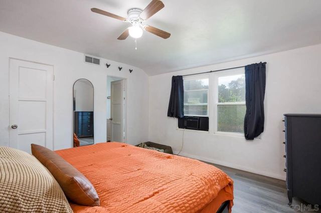 4065 Bancroft Dr, La Mesa, CA 91941