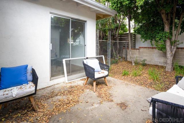 4065 Bancroft Dr, La Mesa, CA 91941