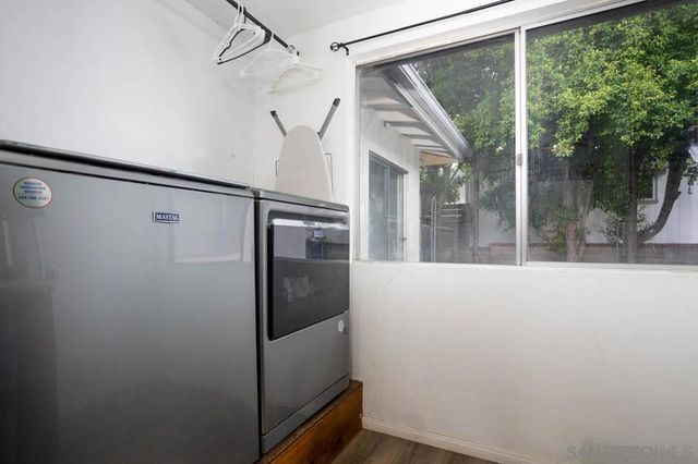 4065 Bancroft Dr, La Mesa, CA 91941