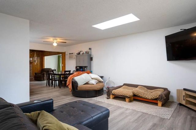 4065 Bancroft Dr, La Mesa, CA 91941