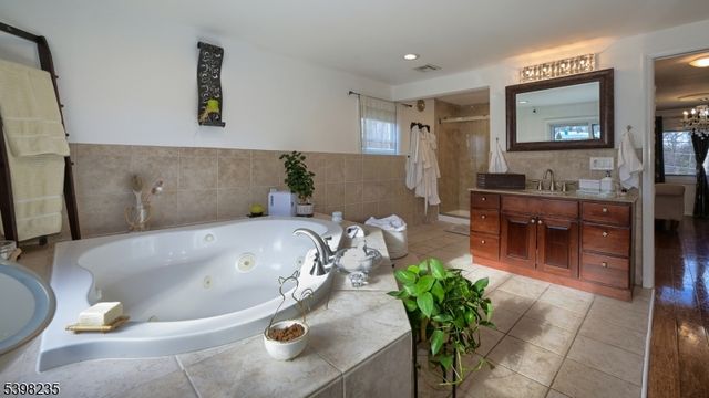 224 Pompton Rd, Haledon Boro, NJ 07508