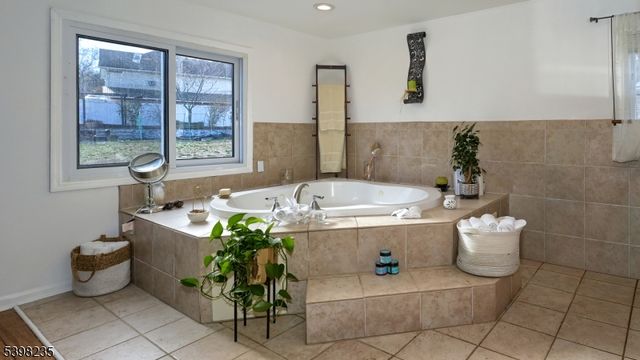 224 Pompton Rd, Haledon Boro, NJ 07508