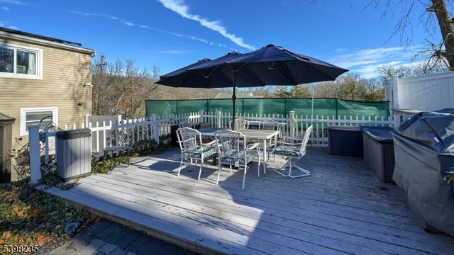 224 Pompton Rd, Haledon Boro, NJ 07508