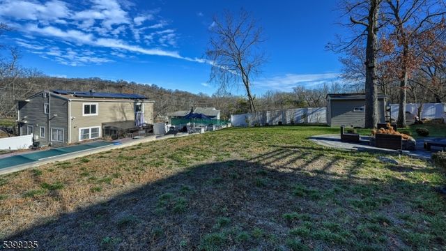 224 Pompton Rd, Haledon Boro, NJ 07508