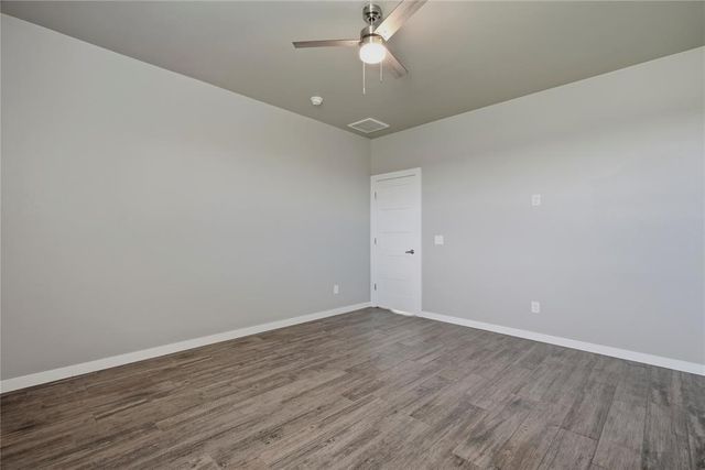 17319 290th Street Street, Washington, OK 73093