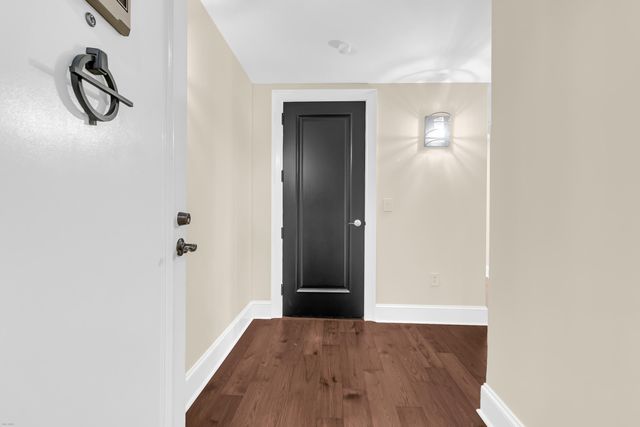 222 S Plaza Court, Mount Pleasant, SC 29464