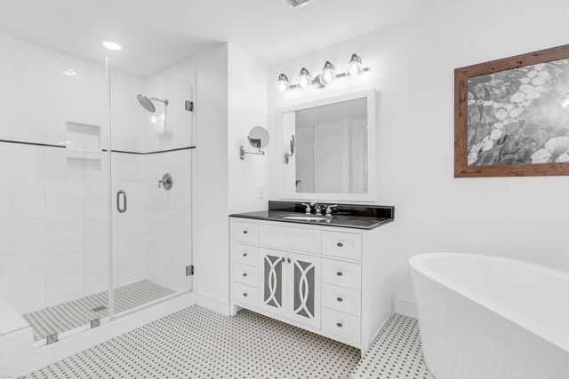 222 S Plaza Court, Mount Pleasant, SC 29464