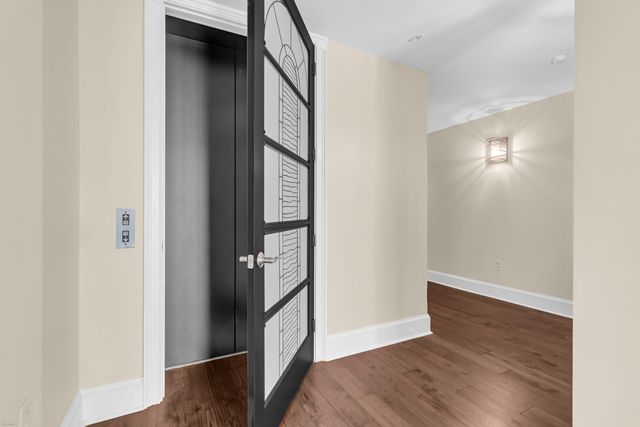 222 S Plaza Court, Mount Pleasant, SC 29464