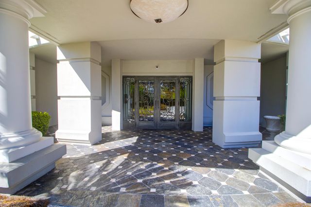 222 S Plaza Court, Mount Pleasant, SC 29464