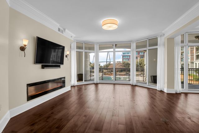 222 S Plaza Court, Mount Pleasant, SC 29464