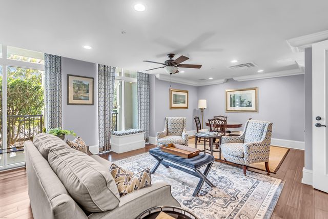 222 S Plaza Court, Mount Pleasant, SC 29464