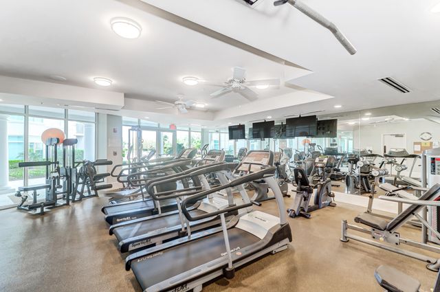 222 S Plaza Court, Mount Pleasant, SC 29464