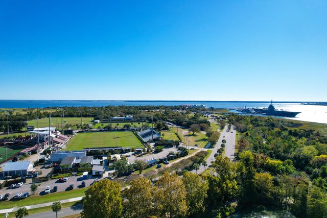 222 S Plaza Court, Mount Pleasant, SC 29464