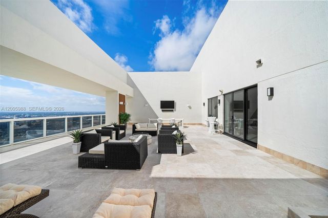 1830 S Ocean Dr 5103, Hallandale Beach, FL 33009