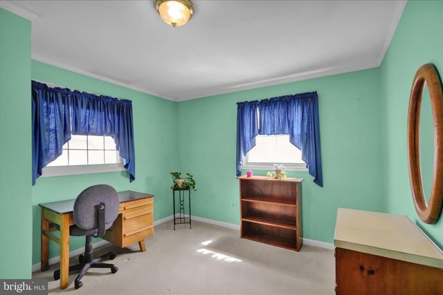 17 RICHMAIDEN RD, Fleetwood, PA 19522